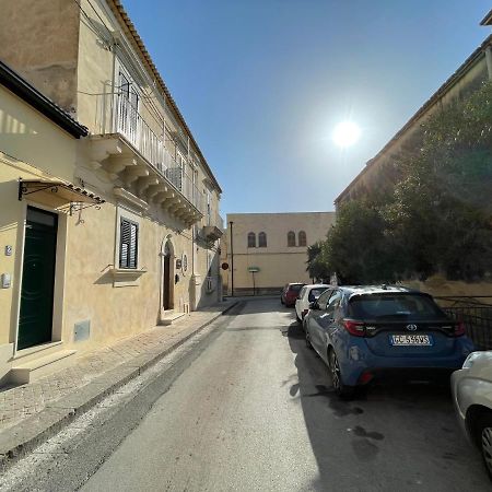 Casa Crispi Otel Noto Dış mekan fotoğraf