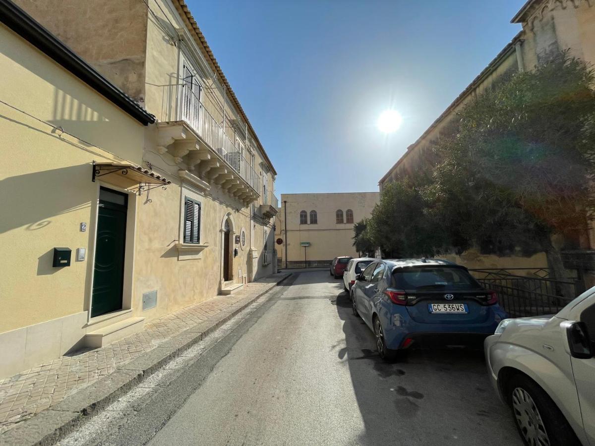 Casa Crispi Otel Noto Dış mekan fotoğraf