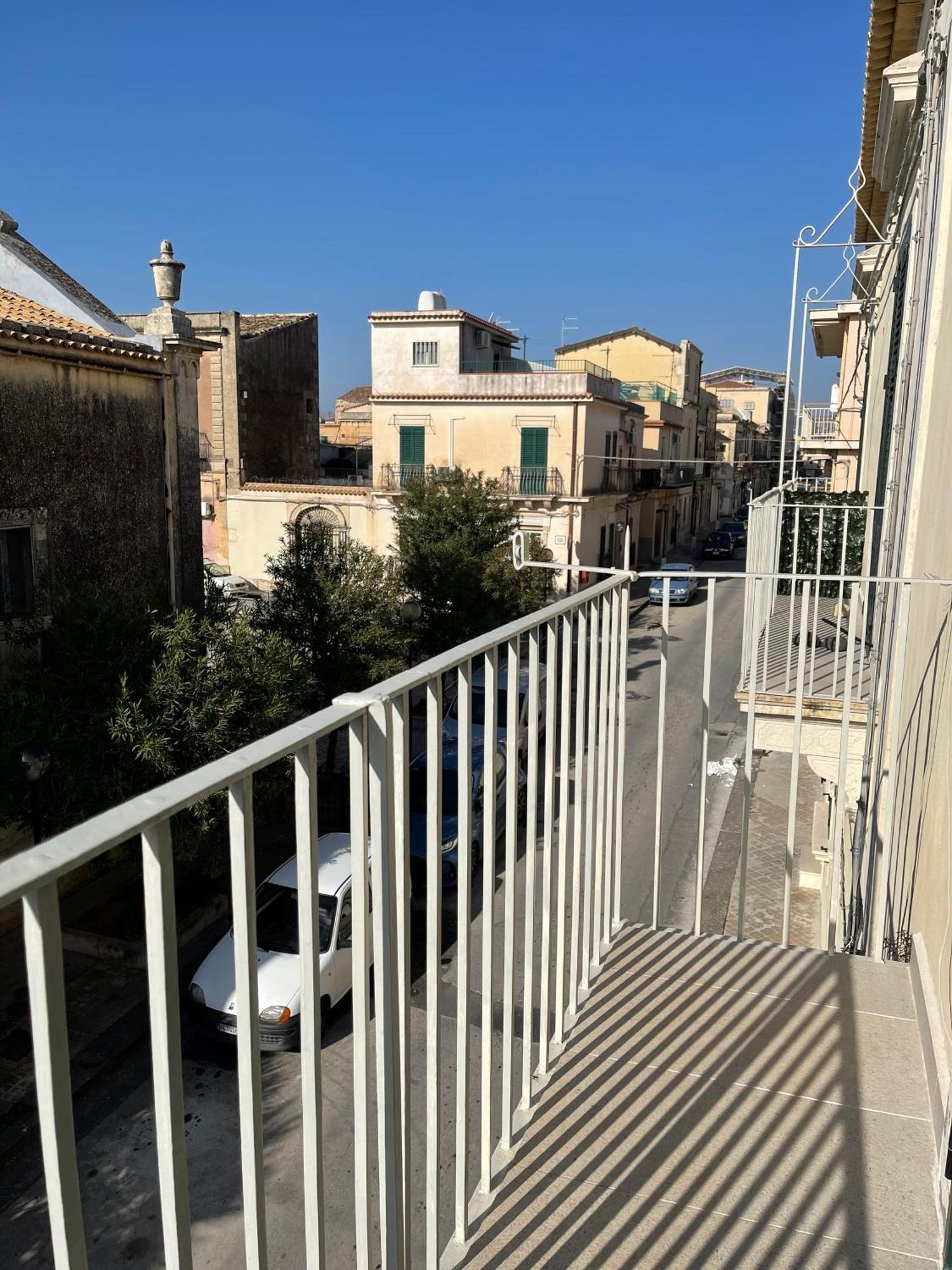 Casa Crispi Otel Noto Dış mekan fotoğraf